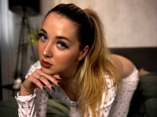 EmilyHawke amateur